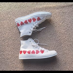 Comme des Garçons PLAY X Converse Chuck Taylor ®